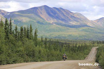 Wälder und Berge, das ist Alaska