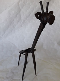 La jirafa . 41x28x10cm .2015.. en venta
