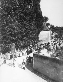 Les pèlerins aux Grands Moulins