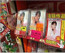 ブックメイトでもイチオシ展開中!写真は大安寺店。