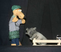 Klaas entdeckt das Schwein.