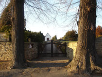 Friedhofstor in Dobitschen