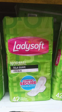 LADYSOFT CON ALAS X 42 toallas