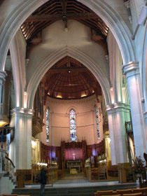 　　　　　　　　　　　　　　　大聖堂の内部