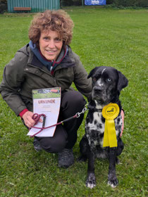 Wir gratulieren Andrea mit Pixel zur bestandenen Obedience-Prüfung in der Klasse 1 mit einem gut beim VdH Aalen e.V. am 12.10.2025