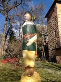 Der Zeidelschütze auf dem Neutorzwinger unterhalb der Nürnberger Burg