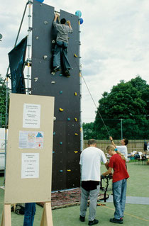 Kletterturm auf dem Mieterfest der AWO in Auerbach