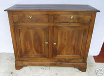 Buffet ancien en noyer
