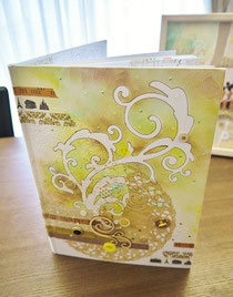 LOVE SCRAPBOOKING