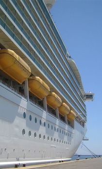 Cruise ship in Cagliari