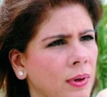 Viyella de Paliza de seguro reflexionando como mejora sus empresas con los fondos de la educación, QUE CHULERIA EHHH