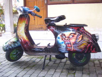 Vespa Super 150 mit Airbrush