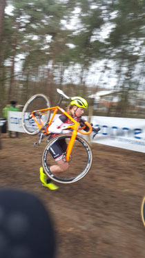 Larissa Luttuschka im Rennen