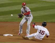 Nella foto l'errore di Pete Kozma (foto da Yahoo.com)