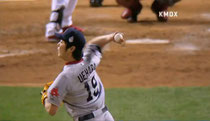 Il pickof di Koji Uehara che ha chiuso la 4^ partita WS con la vittoria di Boston su St Louis per 4-2