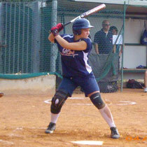 Marta Pasqualini in battuta con la Dynos Verona Softball