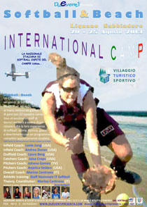 La locandina dell'International Camp Softball&Beach