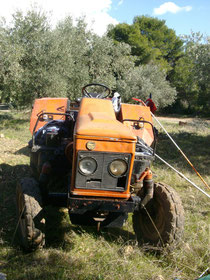 Unser kleiner roter Traktor