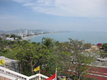 Blick vom Wat Khao Takiab auf die Bucht von Hua Hin