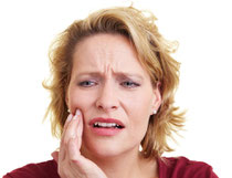 Aphten und Herpes können sehr unangenehm sein und tagelang schmerzen. (© Robert Kneschke - Fotolia.com)