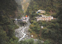 Tempel der Göttin Yamuna bei Yamunotri