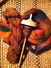 Drop spindle spinning hand-dyed domestic wool top from Earth Guild in Asheville NC