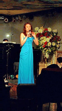 青木真由子さん