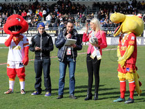 Ch. Roca - Yan Guanter et les mascottes catalanes