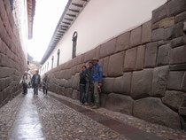 ganz Cuzco steht fest auf Inka-Fundamenten.