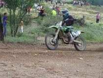 El representante local "Quique" Escudero en motos