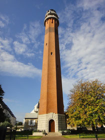 L'entrée du phare de la Canche - Le Touquet-paris-Plage