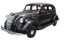 画像:初の国産車 トヨタのAA型1936年