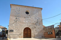 Portada principal del templo.