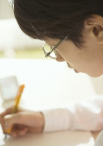 生徒が勉強する様子