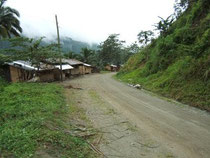 Die Strasse von Mati nach Maragusan