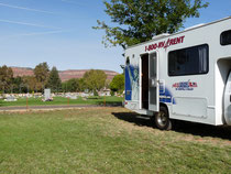 Crazy Horse Campground in Kanab direkt am Friedhof