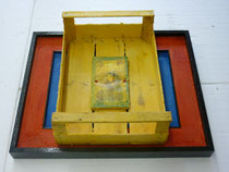 "RINASCIMENTO IN CASSETTA" 1/1 -Olfactory sculpture" 2010