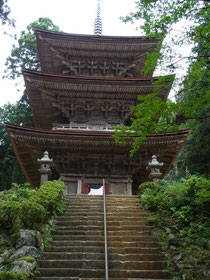 「明通寺」三重塔