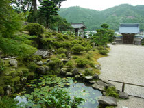 「萬徳寺」庭園