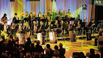 International vernetzt: Die Mr. P.C.-Big Band der beiden Erkelenzer Gymnasien beim Geburtstagskonzert zum zehnjährigen Bestehen im November. Foto: Passage (Archiv)