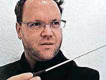Premiere für Tobias Liedtke beim Konzert am Sonntag. Foto: kn