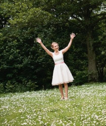 HochzeitsbilderGeschichte Gut Suckow Brautkleid la petite marie