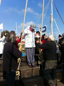 Les aînés à bord du Drakkar à Cherbourg!