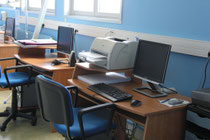 Salle informatique entièrement équipée au collège "La Vanlée" à Bréhal