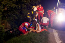 Die Verletzten wurden erstversorgt. Bild: FF Krems