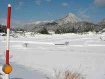 WINTER(ABOUT 1 METER DEEP SNOW)