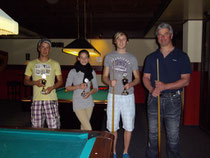 Platz 2: Marvin Lippke, Platz 3: Marie Thode, Sieger: Christian Jansen und Platz 4: Stefan Thode