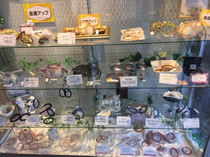 道しるべ名古屋市西区はパワーストーンのお店です。皆さんパワーストーンが好きならこちらに来てください。