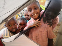 Massai Kids interessiert an Crappy...