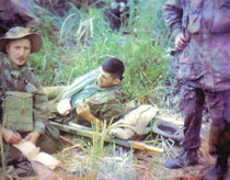 Dr.Rondy in Dien Bien Phu, links